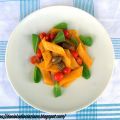 Pennette ripiene di parmigiano con pomodorini e[...]
