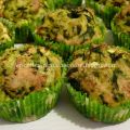 Muffin salati con yogurt greco, spinaci e feta