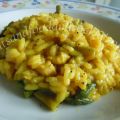 Risotto al pollo e asparagi con la curcuma