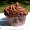 Cupcake al cioccolato e ganache al cioccolato