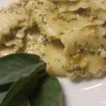 STRACCETTI AL PESTO DI SALVIA