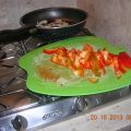 SPEZZATTINO DI POLLO E TACCHINO CON PEPERONI---[...]