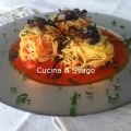 TAGLIOLINI CON MELANZANE ED OLIVE TAGGIASCHE