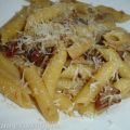 PENNE FUNGHI SPECK E POMODORINI SECCHI