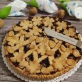 Crostata con marmellata di prugne e gherigli di[...]