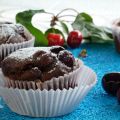 Muffin al cioccolato e ciliegie....fato o[...]