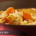 Pasta e ceci in brodo 