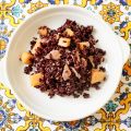 Riso venere con cantalupo e salmone