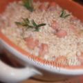 Zuppa d'orzo e wurstel al profumo di rosmarino