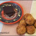 Biscotti di mandorle e cioccolato fondente