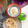 Pane Naan senza lievito con hummus di cavolfiore