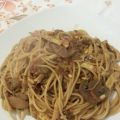 spaghetti con verdure e salsa di soia