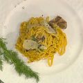 Tagliolini al burro, ginepro e aringa -[...]