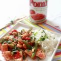 
Pollo piccante con fagiolini e arachidi