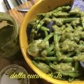 Patate viola e gialle con fagiolini con pesto[...]