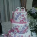 TORTA CASCATA DI FIORI PER UN BATTESIMO