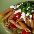 Penne di farro con crema di melanzane, pomodori[...]