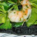 Focaccia al nero di seppia, con gamberi[...]