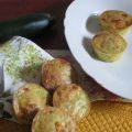 Tortine al forno con zucchine, pecorino e brie