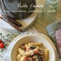 Pasta fredda con melanzana, pomodorini e[...]