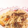 Farfalle con asparagi e datterino giallo