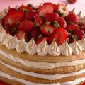 Cestino millefoglie con fragoloni, meringa e[...]