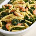 Maccheroni con spinaci e gamberi