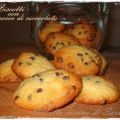 Biscotti con gocce di cioccolato