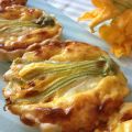 Mini quiche allo chèvre e fiori di zucca ripieni