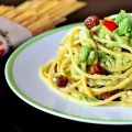 SPAGHETTI CON BROCCOLO ROMANO