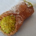 Cannoli mignon di ricotta