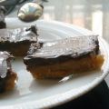 QUADROTTI AL CIOCCOLATO E CARAMELLO di DONNA HAY