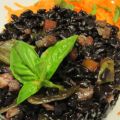 Riso venere (riso nero) con verdure e spezie:[...]