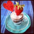 Mini dolce romantico in tazza