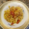 tagliatelle con salsiccia e funghi porcini
