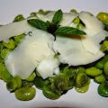 Insalata di fave fresche e pecorino
