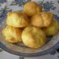 BIGNE’ ALL’EMMENTAL con salsa ai formaggi