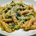 Penne con cicoria catalogna e uovo