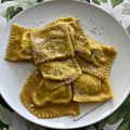 Ravioli alla curcuma