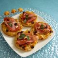 Mini Tatin di cipolle e speck