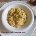 Orzotto con mele, verza e noci