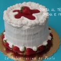 Torta al tè Matcha, crema e fragole