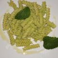 Fusilli al pesto di zucchine
