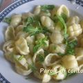 Conchiglie con ricotta e rucola