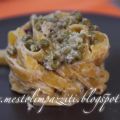 Tagliatelle all'uovo con ricotta e piselli