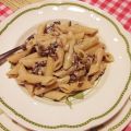 Penne alla crema di formaggio e radicchio