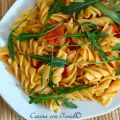 

Fusilloni con pomodorini e rucola


