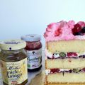 Layer cake ai frutti di bosco