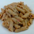 PENNE CON RAGU' CRUDO DI SEITAN E POMODORI