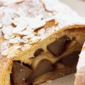 Ciambella con le pere caramellate